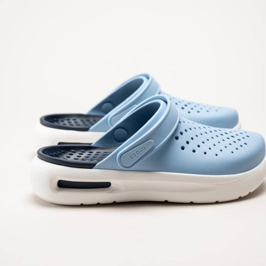 Crocs InMotion Clogs (Blue/Calcite)